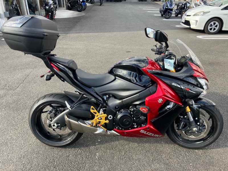 Suzuki GSX-S1000F 2016