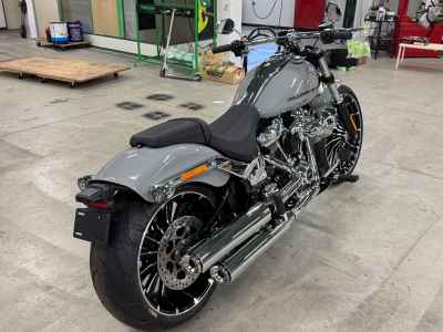 Harley-Davidson Breakout FXBR1750 2025