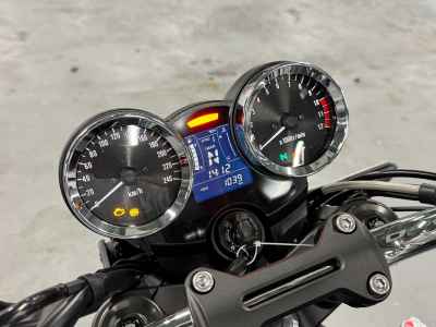 Kawasaki Z900RS SE 2024
