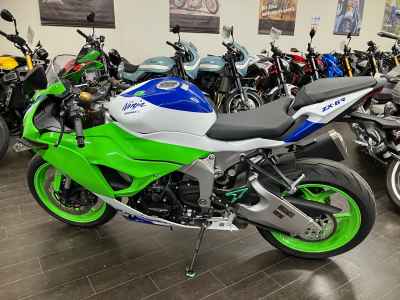 Kawasaki Ninja ZX-6R 2024