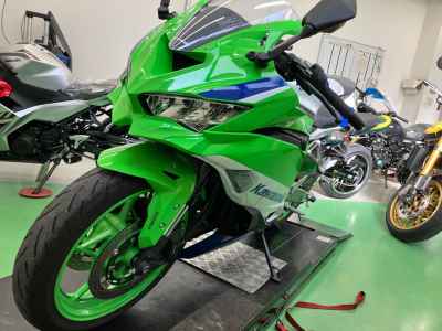 Kawasaki Ninja ZX-4RR 2024