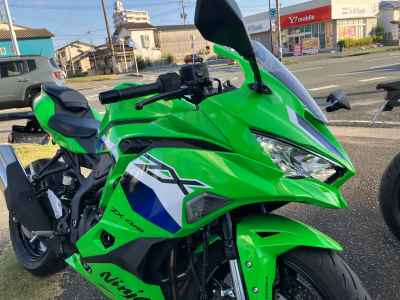 Kawasaki Ninja ZX-4RR 2025