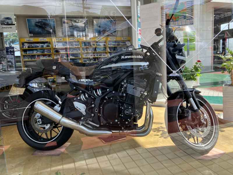 Kawasaki Z900RS Cafe 2021