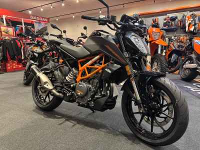 KTM 390 Duke 2023