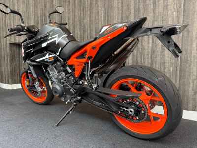 KTM 890 Duke GP 2023