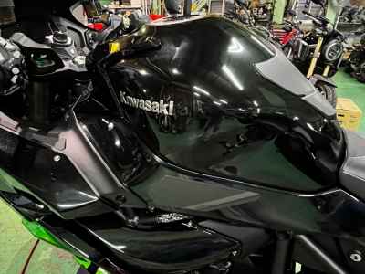Kawasaki Ninja H2 SX 2023