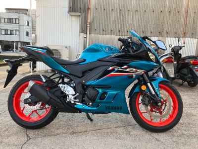 Yamaha YZF-R25 2021