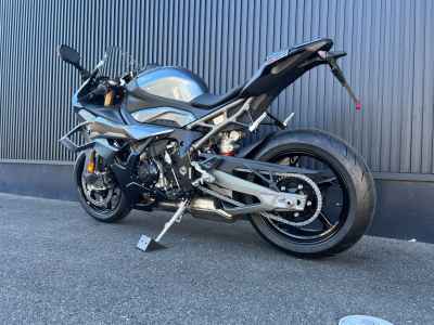 BMW S1000RR 2025