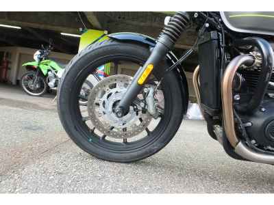 Triumph Bonneville T100 2023