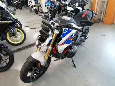 BMW R1300R 2025