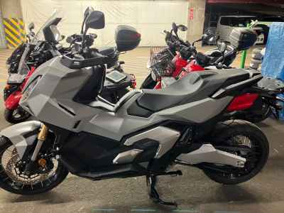 Honda X-Adv 750 2025