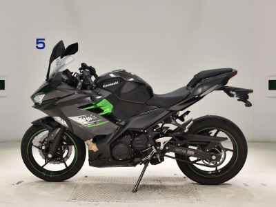 Kawasaki Ninja 250 2024