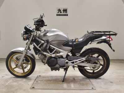 Honda VTR250 2011