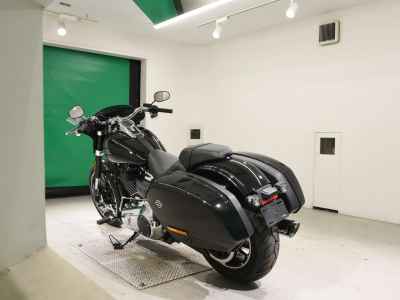 Harley-Davidson Sport Glide FLSB1750 2025