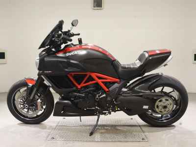 Ducati Diavel Carbon 2018