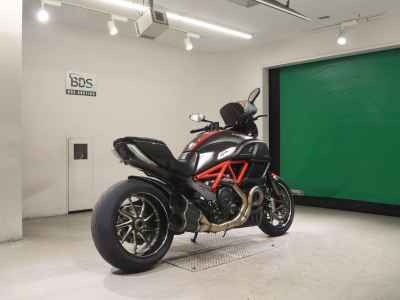 Ducati Diavel Carbon 2018