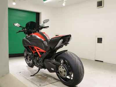 Ducati Diavel Carbon 2018