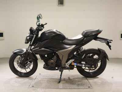 Suzuki Gixxer 250SF