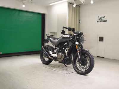 Husqvarna Svartpilen 401 2021