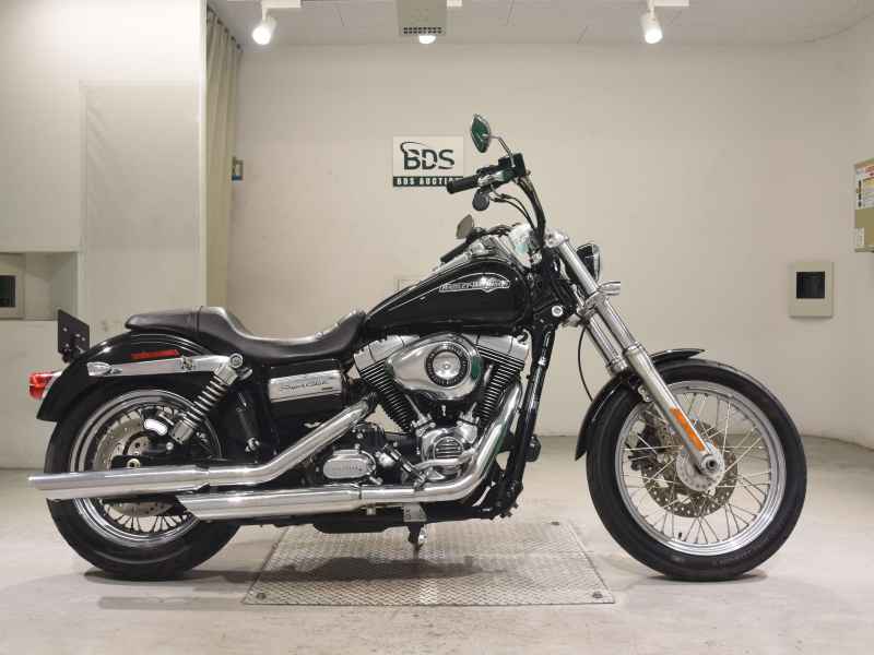 Harley-Davidson Super Glide FXDC1580 2011