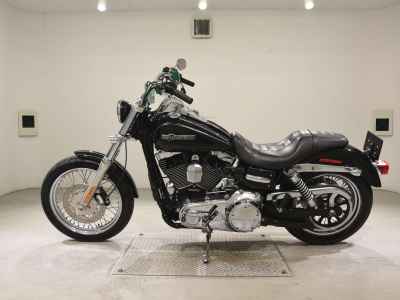 Harley-Davidson Super Glide FXDC1580 2011