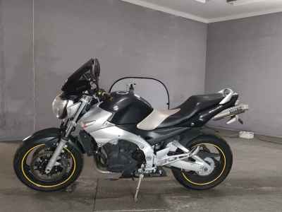 Suzuki GSR400 2006