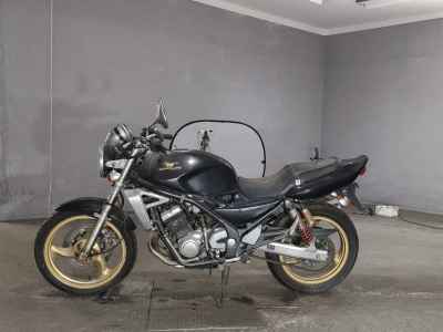 Kawasaki Balius ZR250