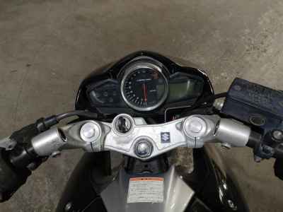 Suzuki GSR250