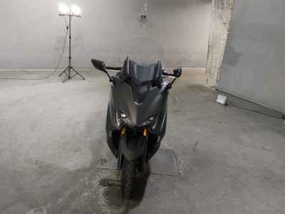Yamaha TMAX 560 2021