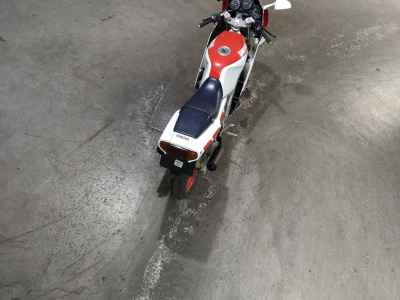 Yamaha TZR250
