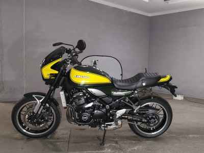 Kawasaki Z900RS 2024