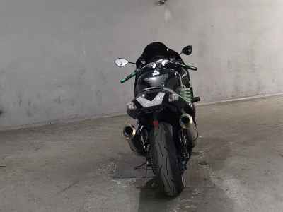 Kawasaki Ninja ZX-14R 2010