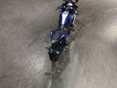 Yamaha YZF-R25 2015