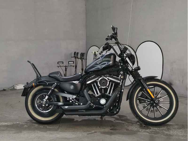 Harley-Davidson Sportster Iron XL883N 2015