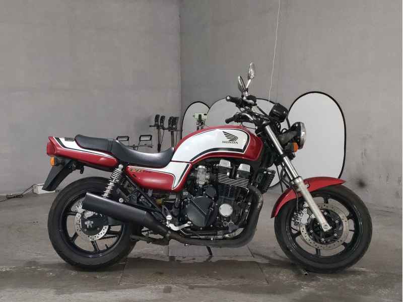 Honda CB750 Training