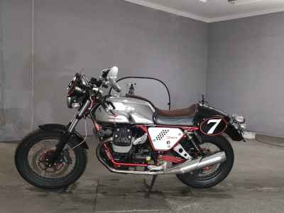 Moto Guzzi V7 Racer 2015