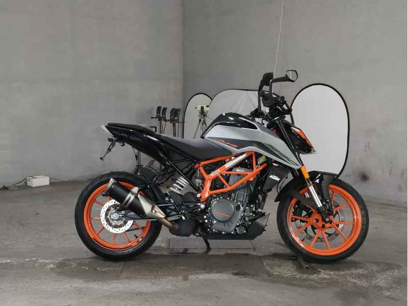KTM 390 Duke 2022