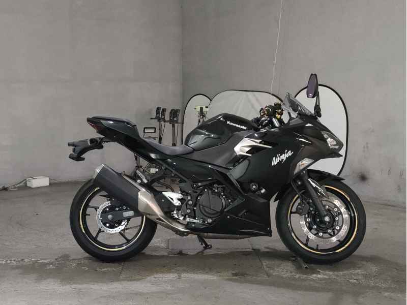 Kawasaki Ninja 400 2020