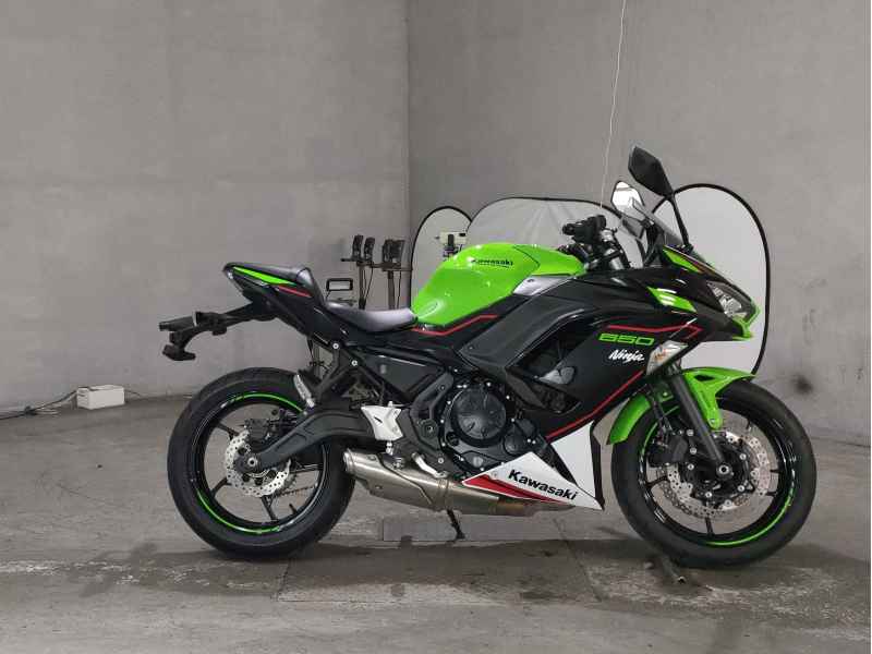 Kawasaki Ninja 650 2022