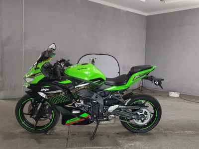 Kawasaki Ninja ZX-25R KRT Edition 2021
