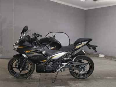 Kawasaki Ninja 400 2022