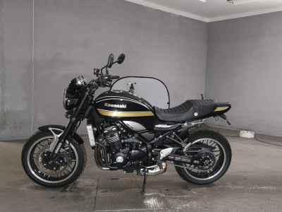 Kawasaki Z900RS 2022