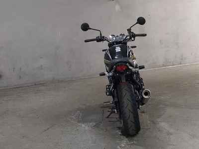 Kawasaki Z900RS 2022