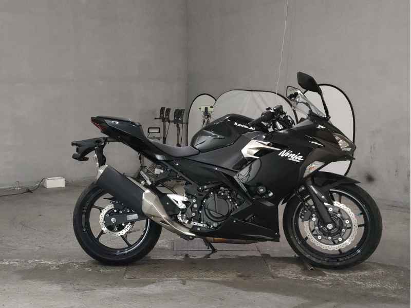 Kawasaki Ninja 400 2020