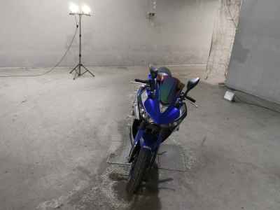 Yamaha YZF-R25 2015