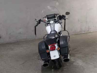 Harley-Davidson Road King FLHRSI1450 2005