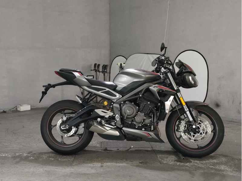 Triumph Street Triple RS