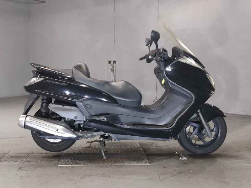 Yamaha Majesty 250