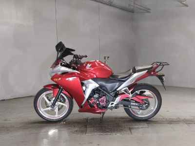 Honda CBR250R 2011