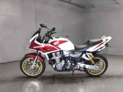 Honda CB1300 Super Boldor 2005